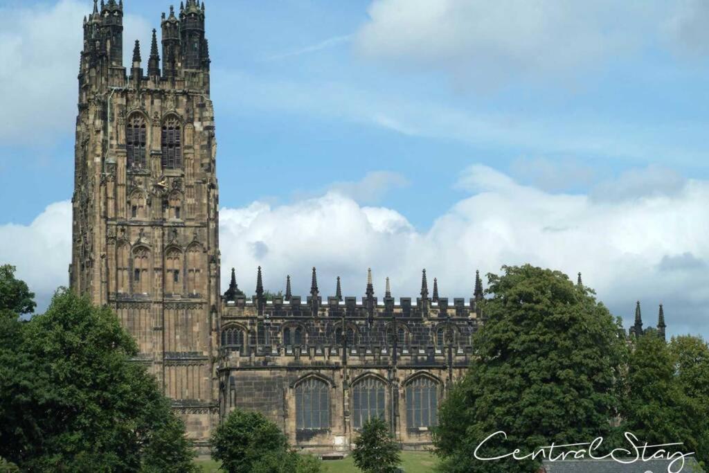 Wrexham Central Stay Apartment Seven 외부 사진